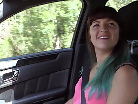 Jasmine, a college student, gives a motor vehicle blowjob together with receives a facial